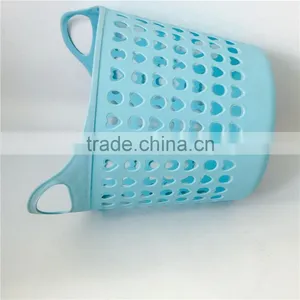 Heart Shape Hollow-out Laundry Basket thumbnail-3
