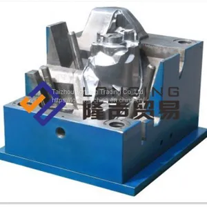 Car Headlamp Lens Mould thumbnail-1