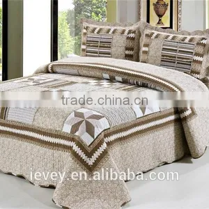 King Size Cotton Cheap Top Quality Plain Style Reactive Printed Wholesale Comforter Sets Bedding thumbnail-5