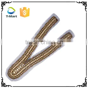 Fashionable Embroid Lace Neck Designs for Ladies Suit thumbnail-2