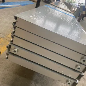 Villa Garage Door thumbnail-5