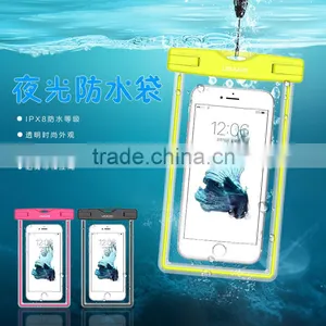 USAMS High Quality TPU Glitter Waterproof Bag For Mobile Phone Below 5.5 Inch 20M IPX8 Waterproof Bag With Armlet and Strap thumbnail-1