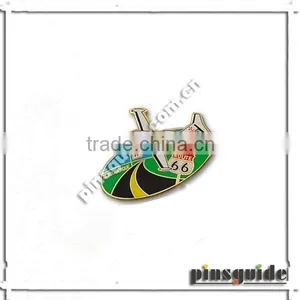 Factory Directly Safety Custom Metal Pilot Wings Pin Badge thumbnail-1