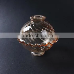 China Manufacturer Hand Made Modern Glass Lamp Shade Amber Glass Lamp Cover Factory Price in Bulk Sale thumbnail-1