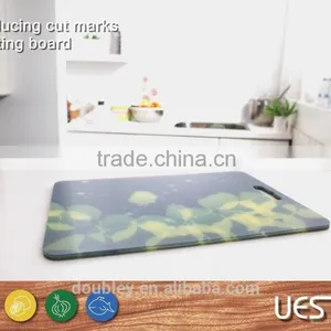 Teak Hanging Heart Shape Cutting Board thumbnail-2