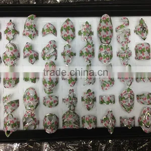 Various Shape Rainbow Giltter Christmas Rings for Promotion thumbnail-1