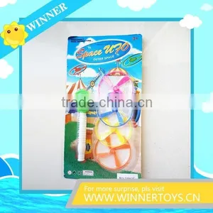 Cheap Plastic Flying Saucer thumbnail-1