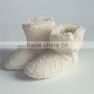 Ladies Slipper Boots With Button thumbnail-2