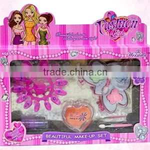 Plistic Beautiful Make-up Set Fashion Girl Toys thumbnail-5