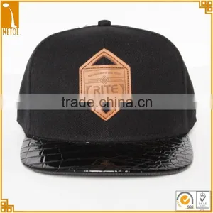 6 Panel Sports Style Black Leather Patch Brim Custom Snapback Caps thumbnail-1