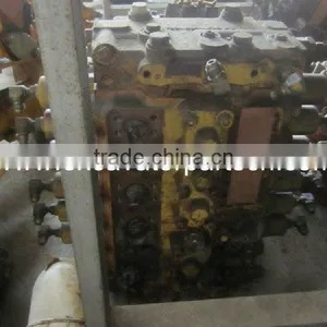 PC200-6 CONTROL VALVE , PC200-6 6D95 MAIN CONTROL VALVE USED thumbnail-1