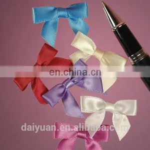 Grosgrain Bow Hair Barrette thumbnail-3