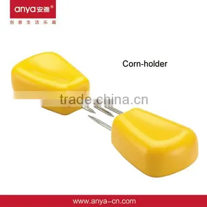 D668 Hot Sale New Creative Stainless-steel BBQ Cute Corn Holder thumbnail-1