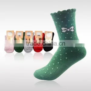 5-Pack Mixed Colors Womens Wool Crew Winter Socks thumbnail-1