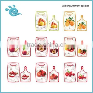 Set of 3pcs Plastic Kitchen Help Set With Cutting Board Peeler and Knife thumbnail-4