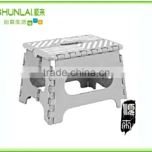 2014 New Plastic Foldable Step Stool Holds 300 Lbs thumbnail-1