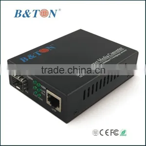 OEM Supply 10/100/1000M Fast Ethernet SFP Media Converter thumbnail-2