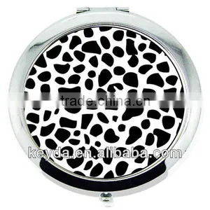 Black and White Compact Mirror/ Mix Color Compact Mirror thumbnail-1