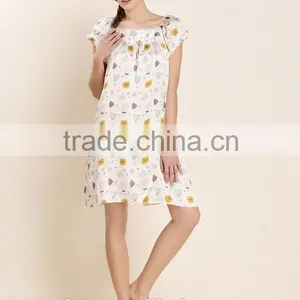 Sweet Lovely Girl's Silk Pajama thumbnail-4