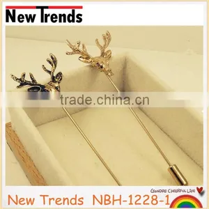 Wholesale Deer Shirt Collar Pins Alloy Deer Lapel Pin thumbnail-1
