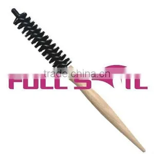 Round Hair Brush thumbnail-1
