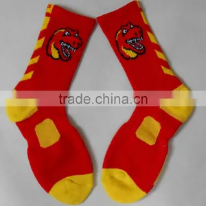 Men Dri Fit Elite Basketball Compression Socks With Polyester and Cotton thumbnail-6