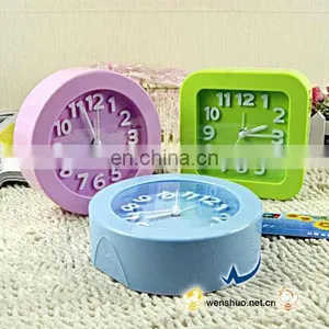 Desk Clock thumbnail-1