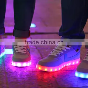 Best Quality Fashional Led Light up Shoes thumbnail-4