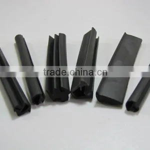 Windshied Rubber Seal thumbnail-1