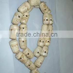 Skull Model Bone Fashion Necklace thumbnail-1