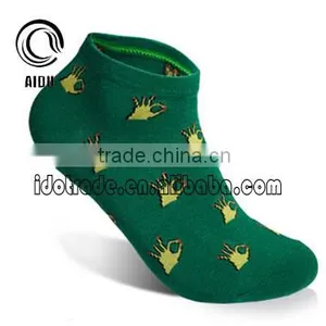 Green 100% Cotton Custom Design Cartoon Tube Sock Sport Sock Man Sock thumbnail-1