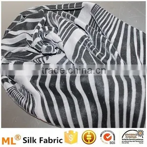 Silk Burnt-out Velvet High Quality Silk Fabric thumbnail-3