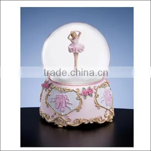 Chinese Cheap Custom Christmas Tree Plastic Snow Globe thumbnail-5