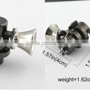Wholesale Metal Valve Key Chains/atmospheric Valve Key Chains/Car Valve Metal Key Ring Key Chain thumbnail-3