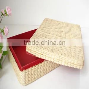 Linyi County Lucky Weave Corn Husk Storage Basket With Lid thumbnail-1