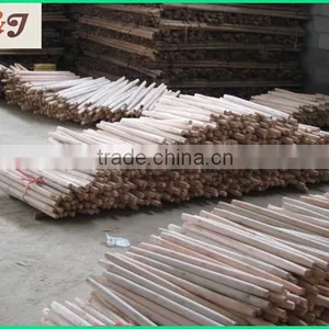 Eucalyptus Wooden Snow Shove Handle thumbnail-6