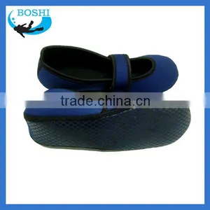 Top Quality Nice Design Neoprene Socks Shoes in China thumbnail-2