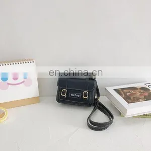 Korean Version of Autumn and Winter 2020 New Pu Retro Shoulder Bag Cute Versatile Straddle Boys and Girls Shoulder Bag thumbnail-4