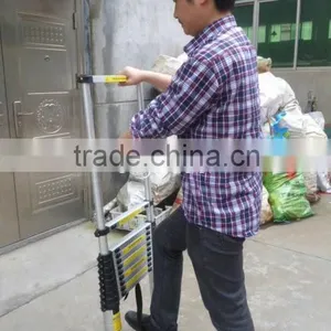 3.2M Aluminium Telescopic Ladder With Carry Bag thumbnail-5