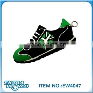 Souvenir Shoe Shape 3d Pvc Keychain Ornament thumbnail-1