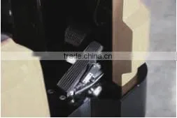 3.0T Seated Electric Towing Tractor thumbnail-5