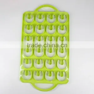 Plastic Square Cake Cutter Set thumbnail-4