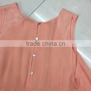 China Embroidery Fashion Women Chiffon Tops Garment Stock Lot thumbnail-5