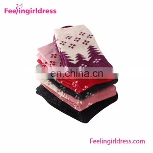 Bulk Very Cheap 5 Pairs 1 Box Christmas Printing Colorful Socks thumbnail-1