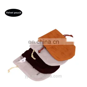 China Good Quality Round Bottom Velvet Gifts Pouch Suppliers thumbnail-2