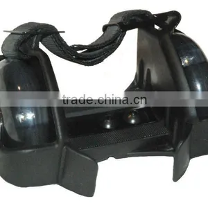 Plastic Heavy Duty Skates With Led Light thumbnail-1