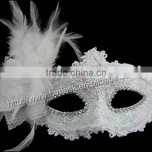 High Quality Beautiful Half Face Artificial Fabric Rose Flower Party Feather Mask thumbnail-1