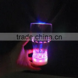 Plastic LED Flashing Cup thumbnail-5