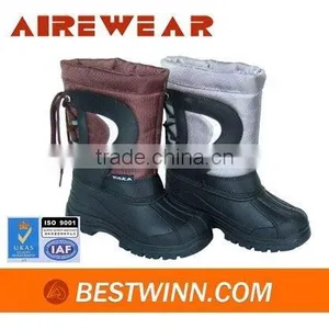 Snow Boots thumbnail-1