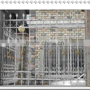 2014 Top-selling Hand Forged Modern Iron Fence Design thumbnail-1